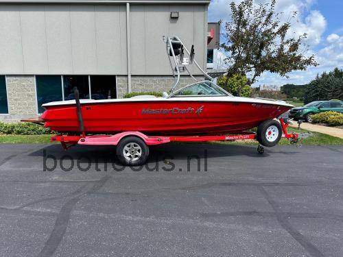 Mastercraft X9 specificaties 